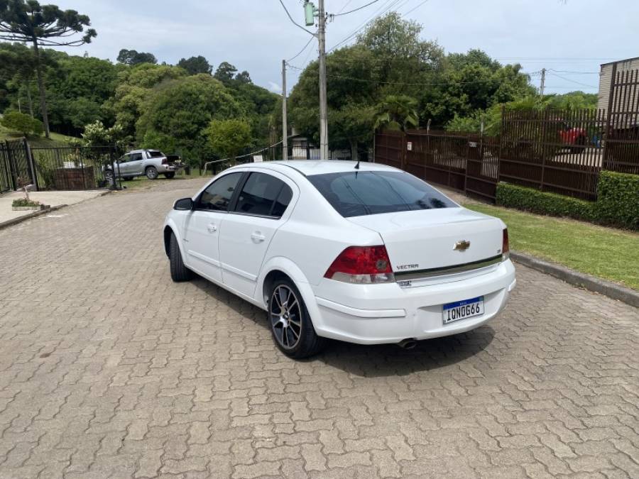 CHEVROLET - VECTRA - 2009/2010 - Branca - R$ 39.900,00
