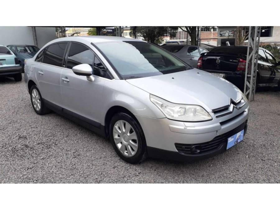 CITROËN - C4 - 2010/2011 - Prata - R$ 25.900,00