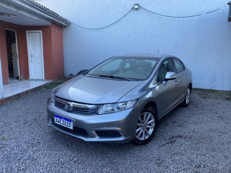 HONDA - CIVIC - 2012/2013 - Cinza - R$ 69.900,00