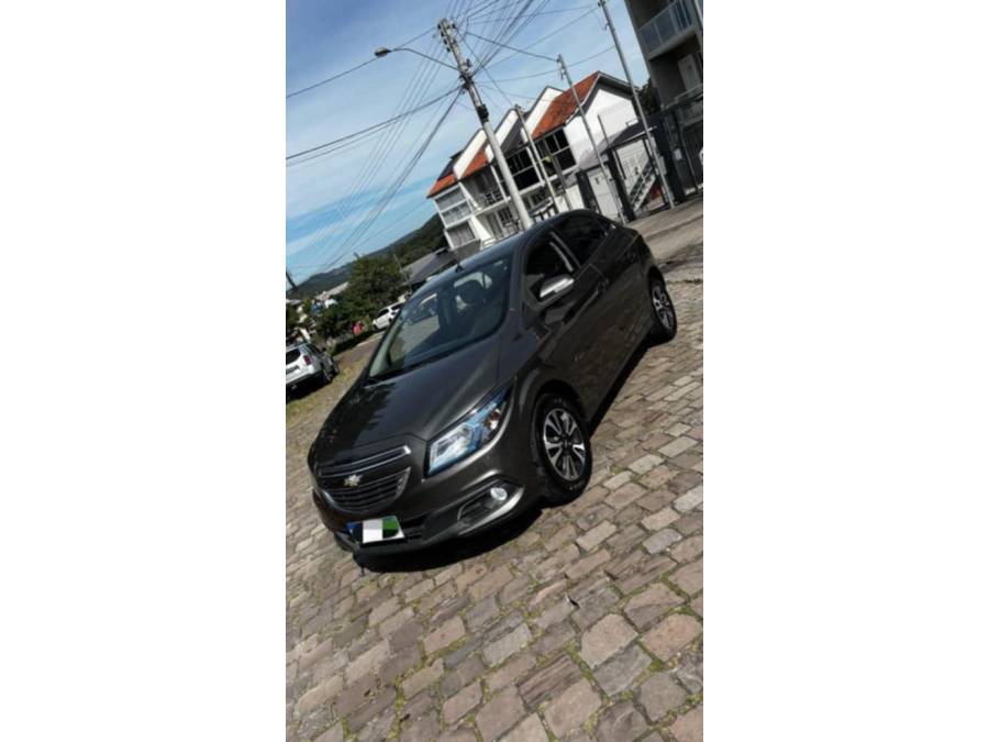 CHEVROLET - ONIX - 2014/2015 - Cinza - R$ 57.900,00