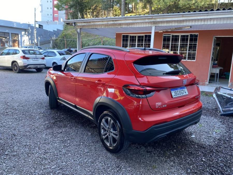 FIAT - PULSE - 2022/2022 - Vermelha - R$ 93.900,00