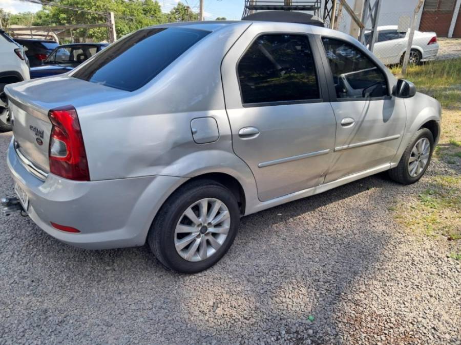 RENAULT - LOGAN - 2011/2011 - Prata - R$ 24.500,00