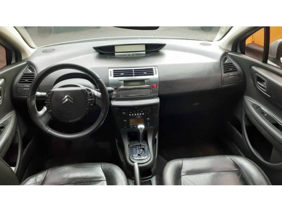 CITROËN - C4 - 2010/2011 - Prata - R$ 25.900,00