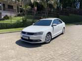 VOLKSWAGEN - JETTA - 2013/2013 - Branca - R$ 61.900,00