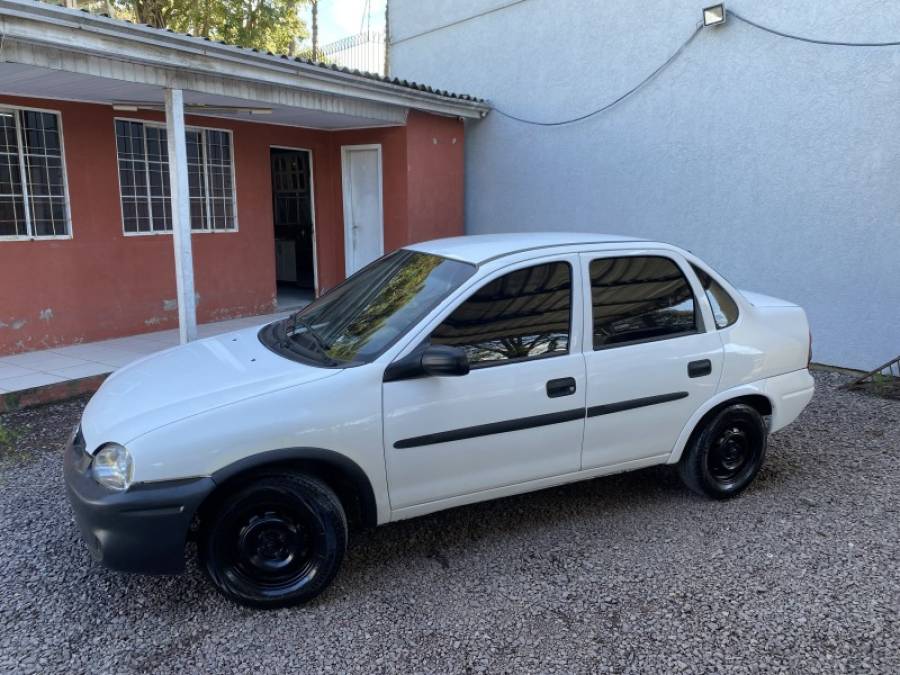 CHEVROLET - CORSA - 2002/2003 - Branca - R$ 16.900,00