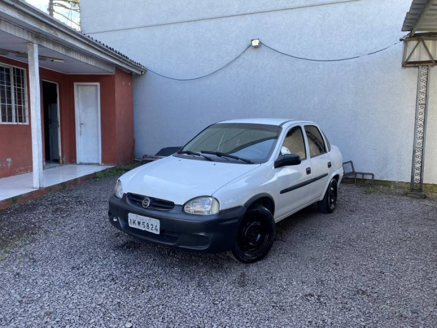 CHEVROLET - CORSA - 2002/2003 - Branca - R$ 16.900,00
