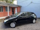 FORD - FOCUS - 2005/2005 - Preta - R$ 19.900,00