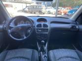 PEUGEOT - 206 - 2005/2005 - Vermelha - R$ 11.900,00