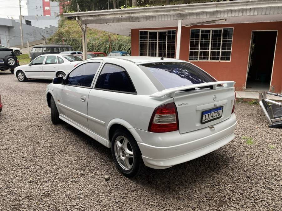CHEVROLET - ASTRA - 2001/2001 - Branca - R$ 19.900,00