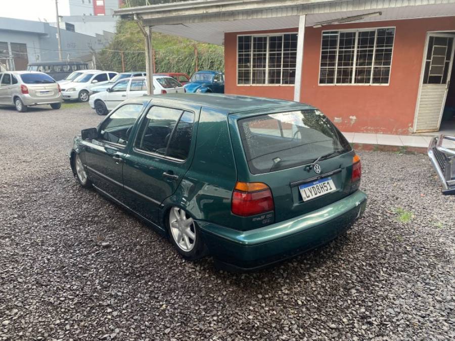 VOLKSWAGEN - GOLF - 1997/1997 - Verde - R$ 16.900,00